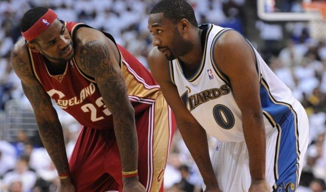 他們更是以 他們更是以