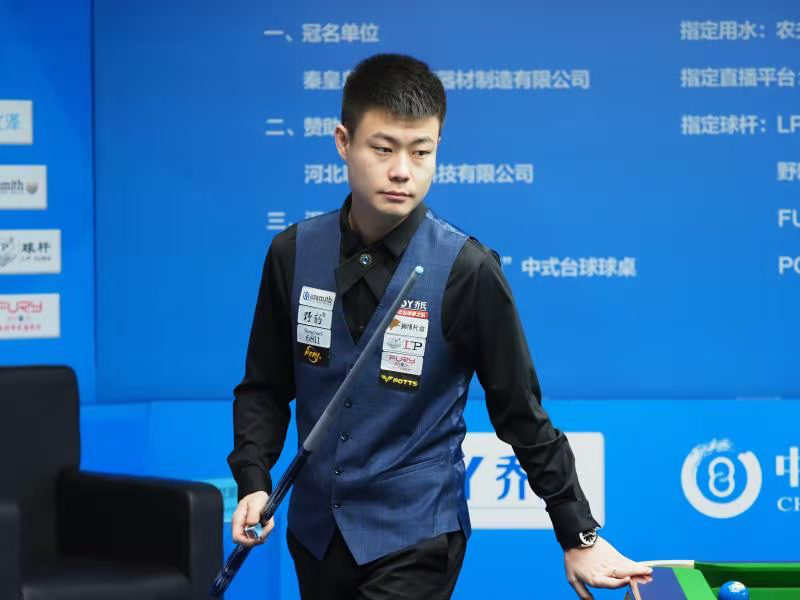 中距离交火 中距离交火